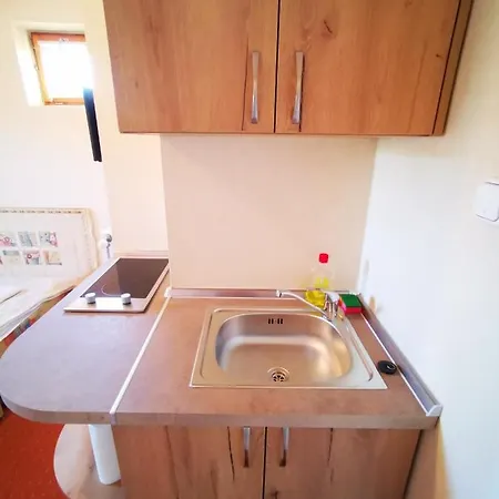 Kastelykert Apartmán