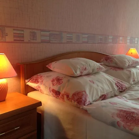 Kastelykert Apartmán Gyula