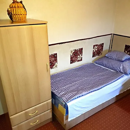 Kastelykert Apartmán Gyula