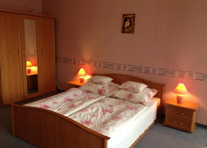 Kastelykert Apartmán Gyula