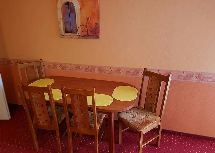Kastelykert Apartmán Gyula