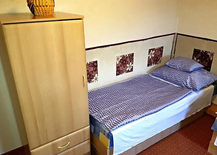 Kastelykert Apartmán Gyula
